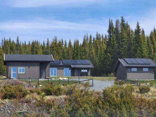 Koselig liten fjellhytte i flott turterreng både sommer og vinter