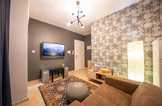 Kozani Hideaway for 2!