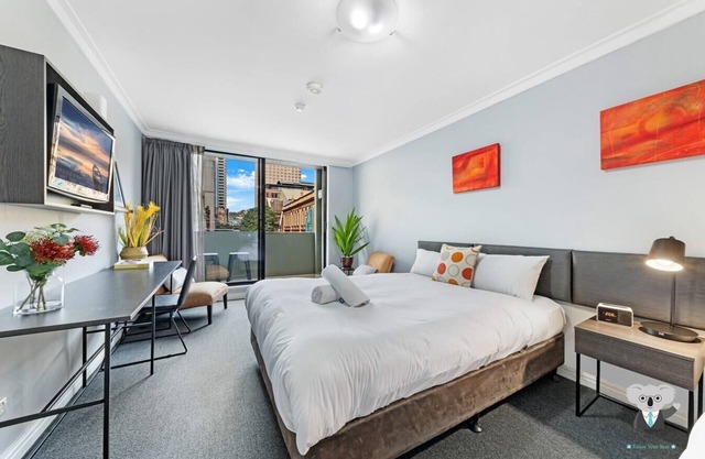 KozyGuru | Sydney CBD | 2 Bed Studio Free Wi-Fi