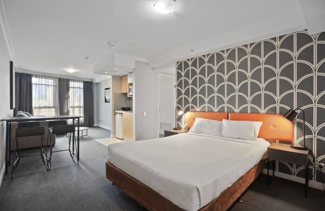 KozyGuru | Sydney CBD | Amazing 2 Bed Family Apt
