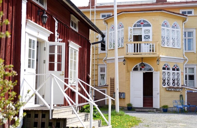 Krepelin Apartments