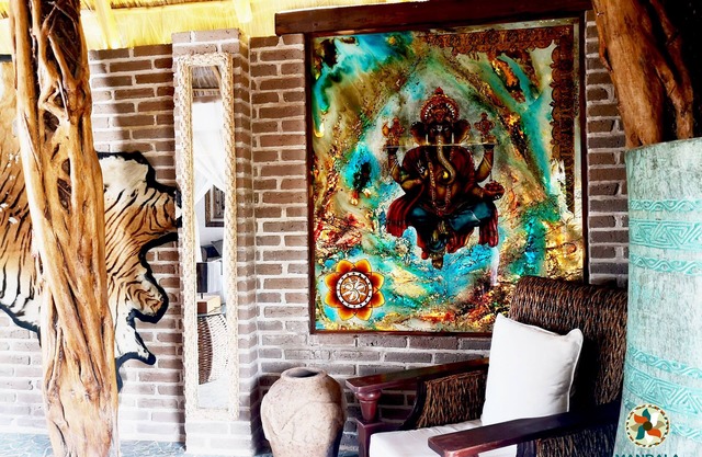 Krishna, exclusive boutique room for two