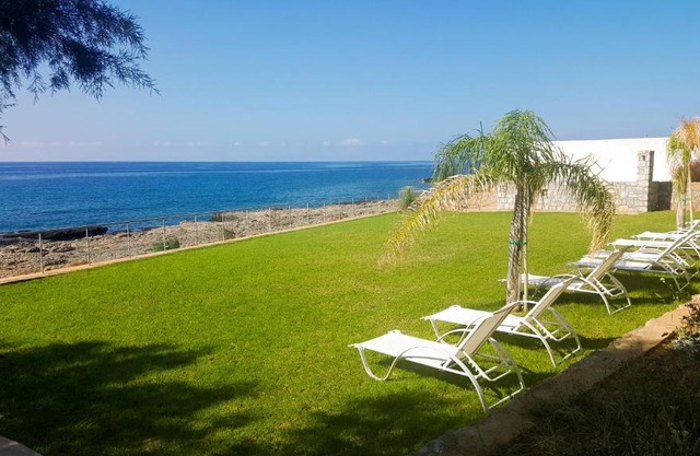 Kritamos Beach Apartments