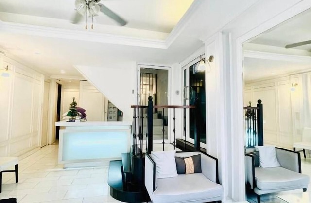 KS Suites