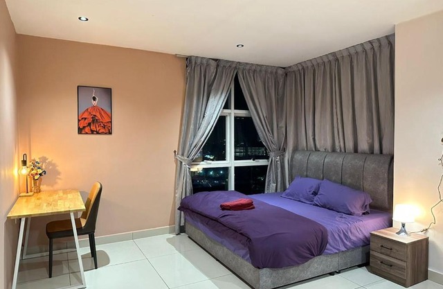KSL 2Bedroom with WiFi Netflix 58 inch TV high floor balcony