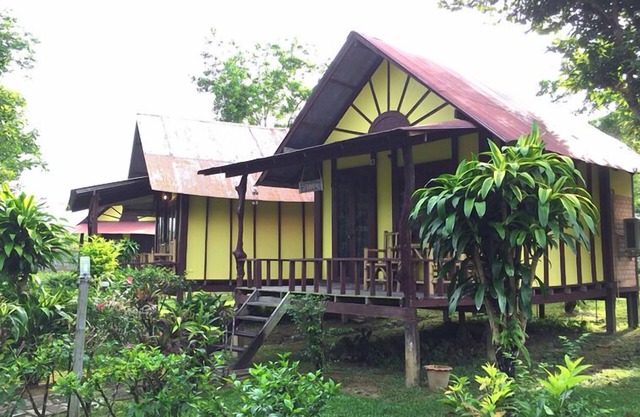 Kuraburi Resort