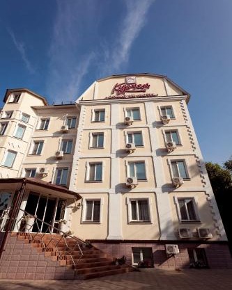 Kurmet Hotel