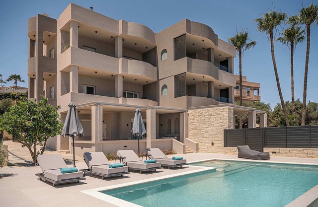 Kymélia Ground Suite With Private Pool & SeaView