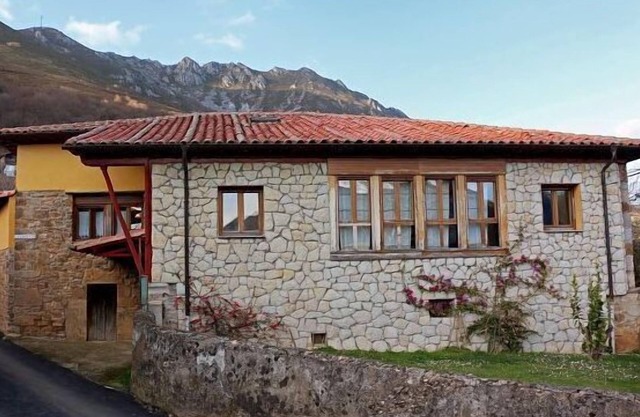 L'Andorvio house for 11 people