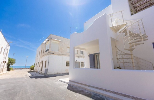 L 'Angolo di Dora Charming, comfortable home, a few steps from the sea