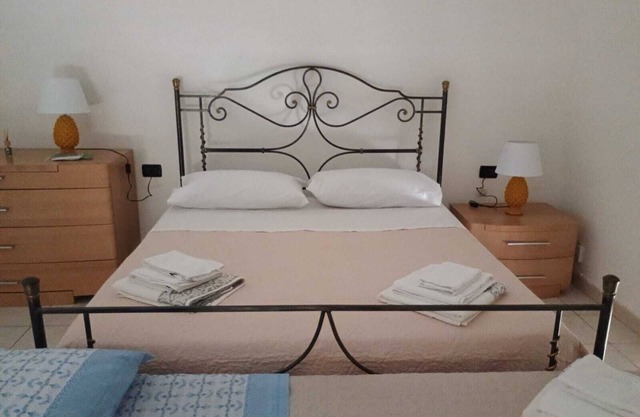 L'Apartment All'Angolo è un'accogliente casa vacanza sulla costiera pugliese.