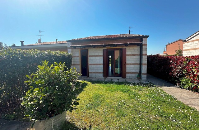 La Casa di Serena - Two Bedroom House, Sleeps 3