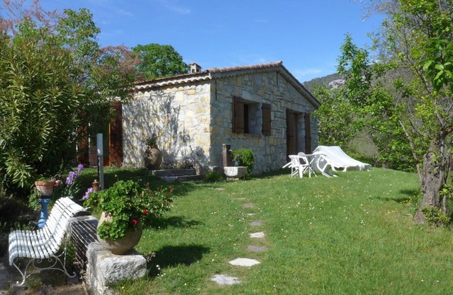 L'Oliveraie - TOURRETTE-LEVENS