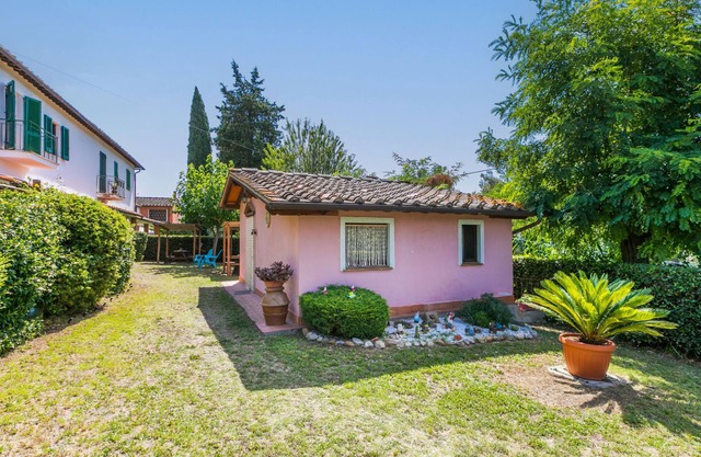 L'Uccelliera by Interhome
