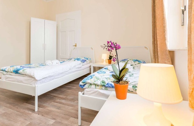 L03 friendly holiday apartment in Leverkusen Manfort with washing machine and free W-LAN