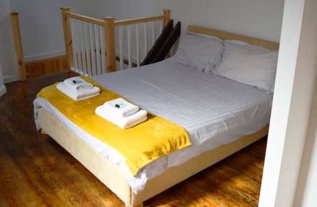 L1* LUXURY *TOWN CTR* NEW REFURB *18TH CENTURY*