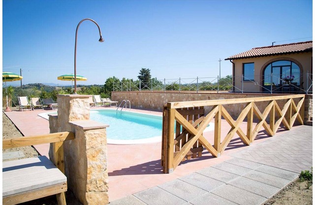 LA BAMBAGINA - villa on a farm