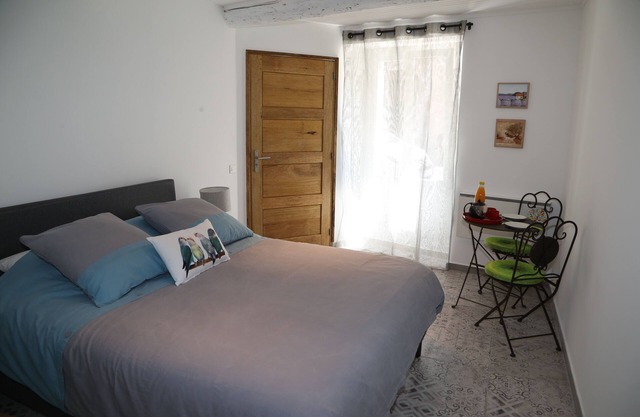 LA BIGNONE studio, charm and calm in the city center