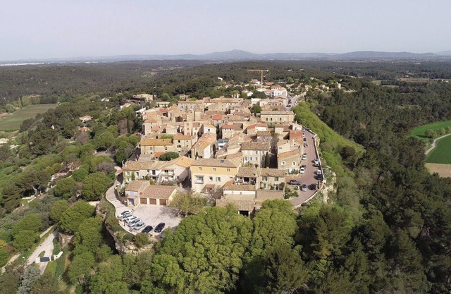 La bonne Adresse de Provence COCOON Swimming pool and Jacuzzi in Provencal village