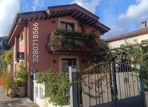 la bottega del fabbro affitto breve