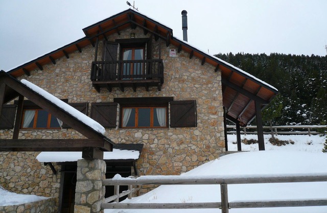 La Bruixeta, fantastic house for 9 pers. at the foot of the slopes in Port del Comte !
