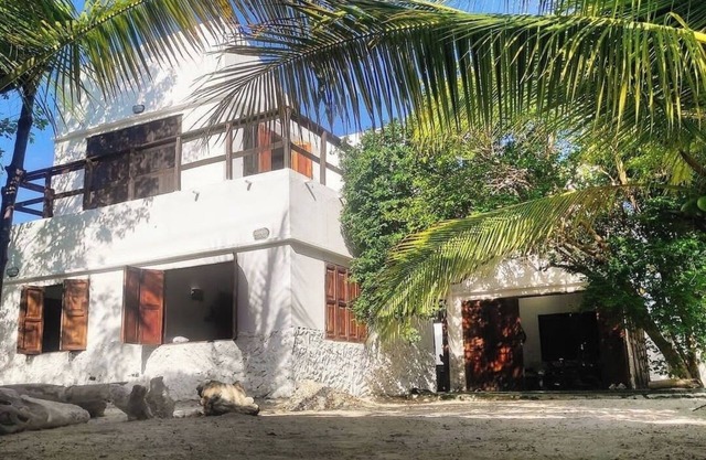 La Caracola Cartagena Beach house