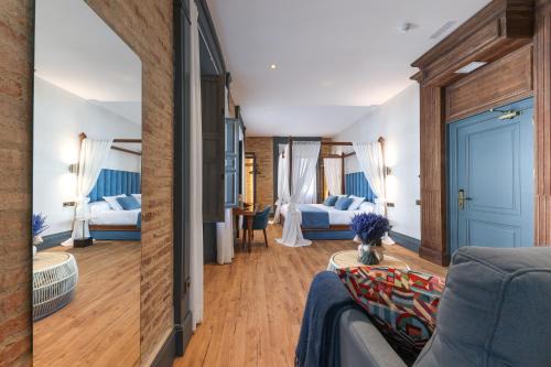 La Casa Azul Boutique Hotel