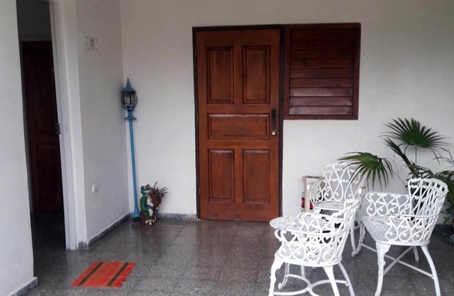 La Casa de Rolando y Coralia PLAYA HABANA