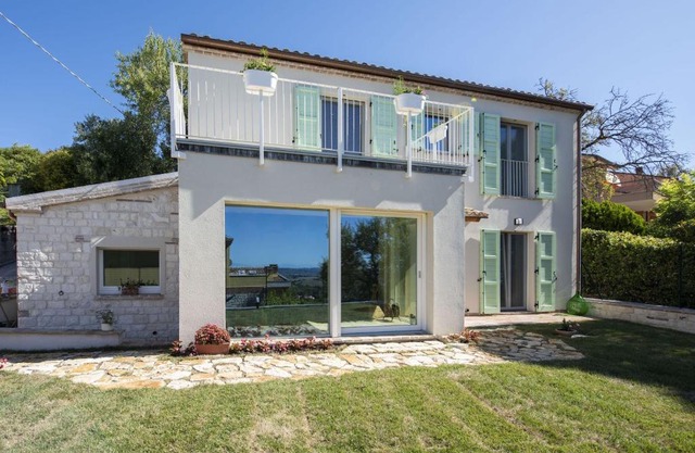 La Casa del Sasso