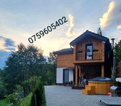 La casa din deal