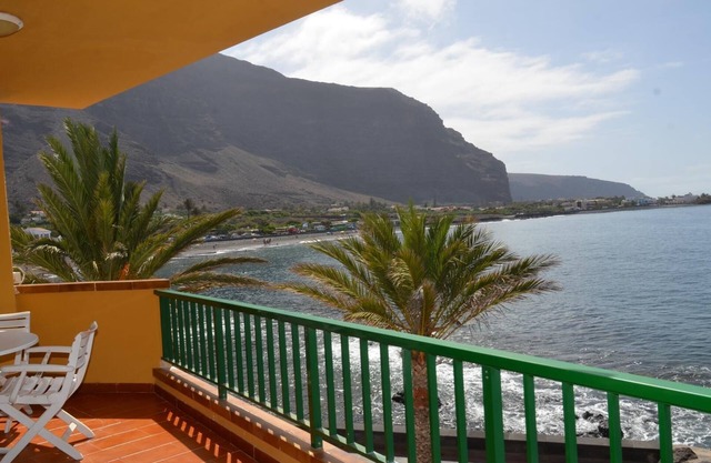 La Casa Grande - Two Bedroom House, Sleeps 4
