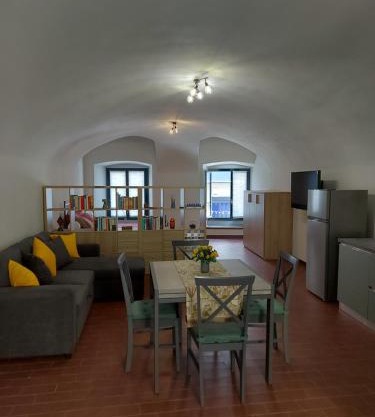 La casina in città - The little flat in town
