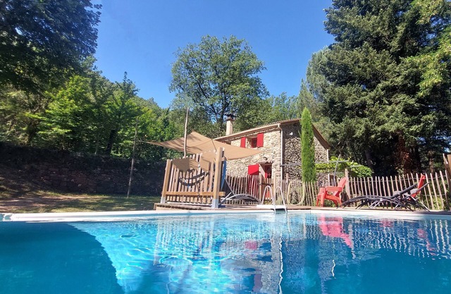 La Clède is in the middle of nature