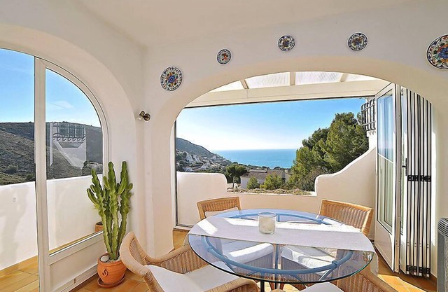 La Colina by Interhome