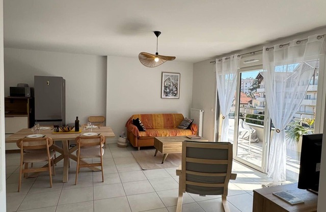 La Datcha - New T3 with balcony & parking, near train station