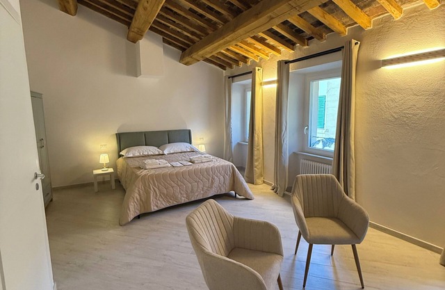 La Dimora di Roberta is located within walking distance of the Fortress and the historic center.