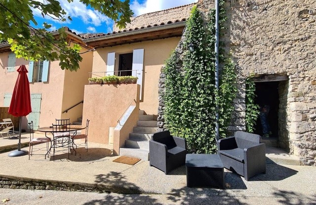 La Farigoule-gîte de Charme-Sainte Jalle-Drôme Provençale 2Pers -