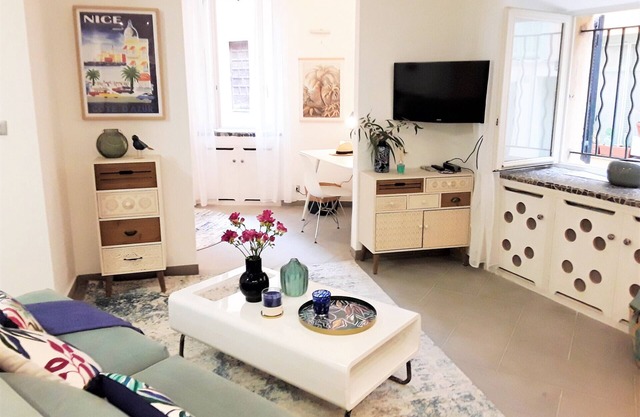 LA FONTAINE 2 AP4355 By Riviera Holiday Homes