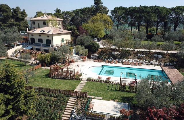 La Limonaia-Entire Villa with swimming pool