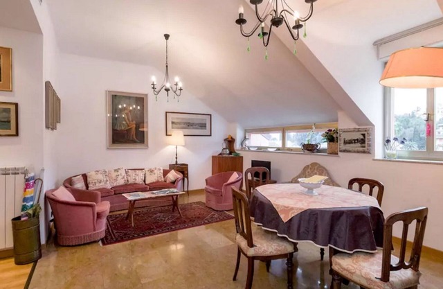 La Luna sui Tetti/central and panoramic apartment