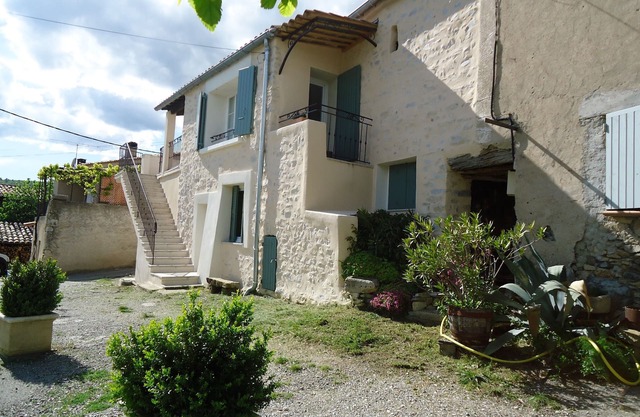 “La Maison d’Aureline” – 04200 Châteauneuf-Val-Saint-Donat –classified 3*