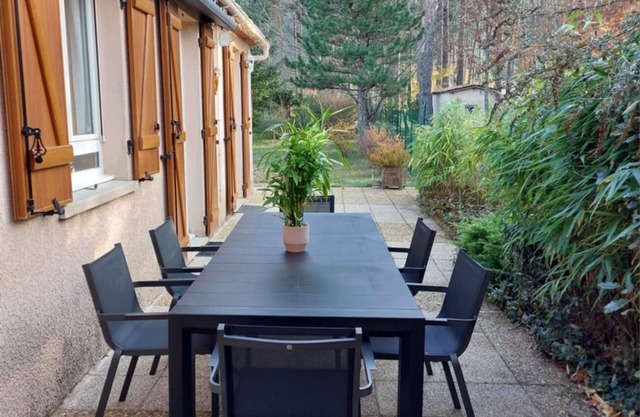 La Maison De Marie 3km from the starting point for access to the grotto of St Mary Magdalene