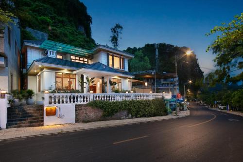 La Maison Cat Ba Villa - Amazing View