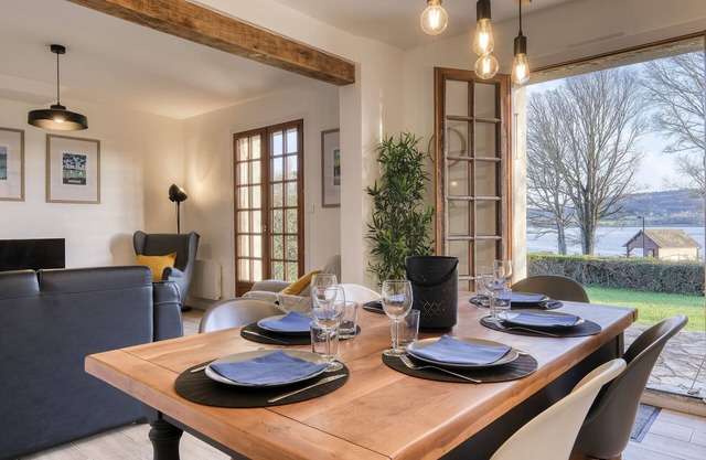 La Maison de la Cale : Maison Familiale au Bord de L'eau