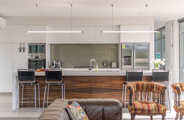 La Maison De Verre - Akaroa Holiday Home