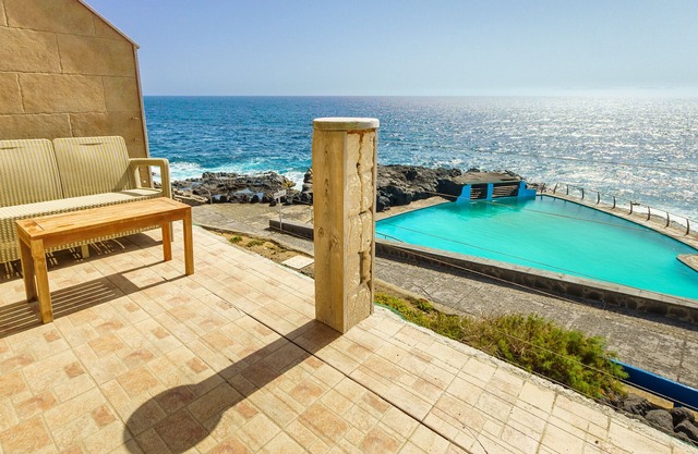 La Meta 6BR Sea Views BBQ Terrace - Natural Pool