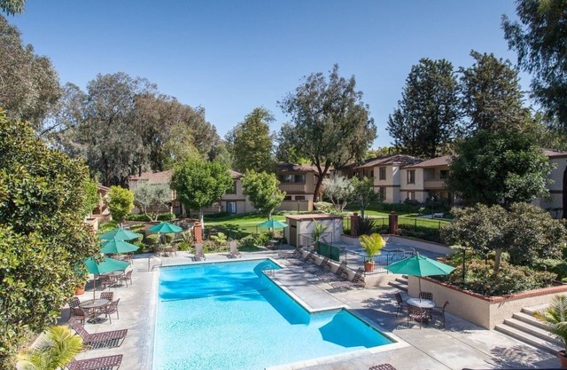 LA near to Disneyland one bedroom APT