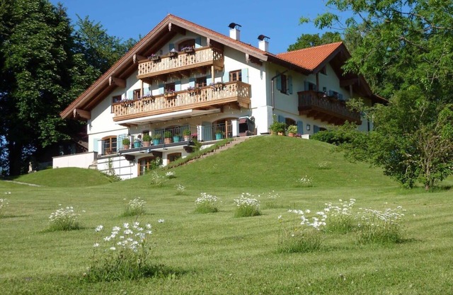 La Pause Musicale, Near Salzburg, Austria, Luxury Chalet, Swimming Lake
