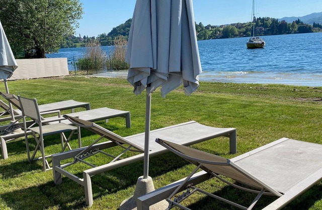 LA PLAGE large apartment with private beach