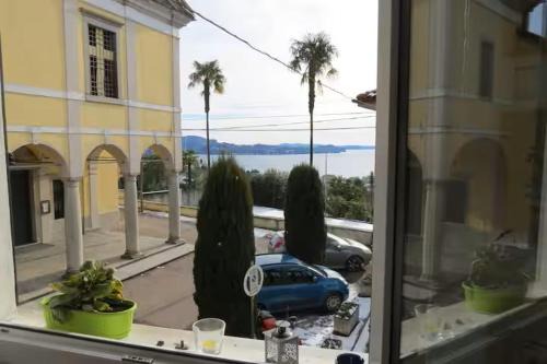 La PORTA BLU